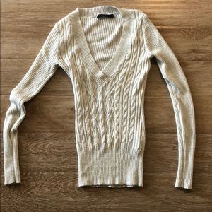 Light weight sweater, off white with silver